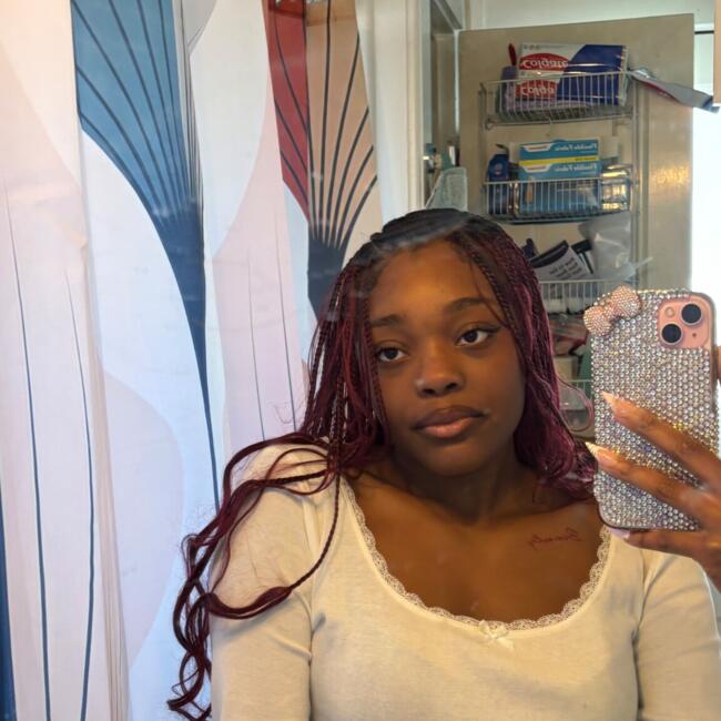 Babysitter in Euclid: Daisha