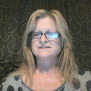 Babysitter em Upper Hutt: Vera