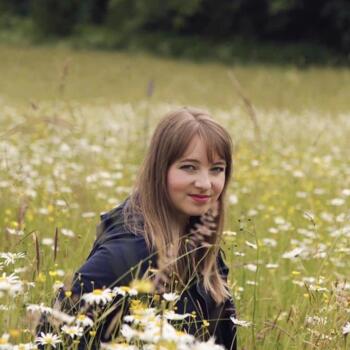Baby-sitter in Surrey: Rachel