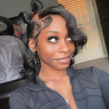 Babysitter in Kansas City: Chaya