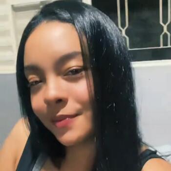 Babysitter in Caieiras: Natasha