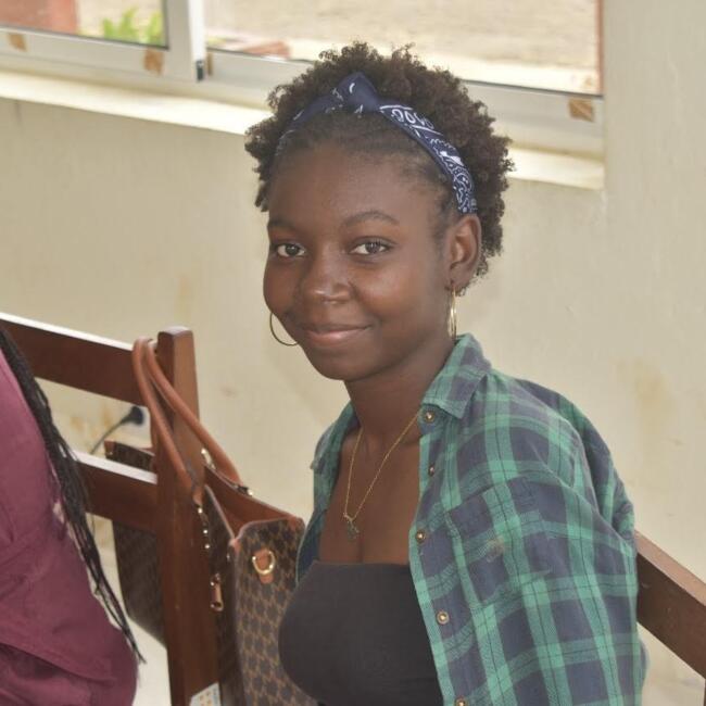 Babysitter em Bragança: Emicilia