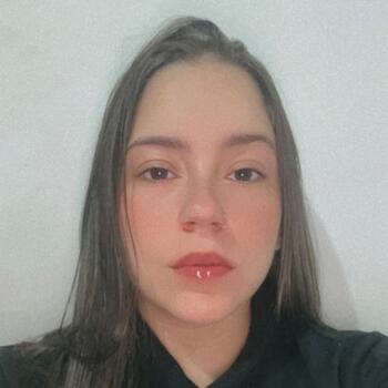 Babysitter in Guarujá: Victoria