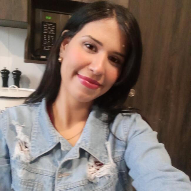 Niñera en Manta: Anais