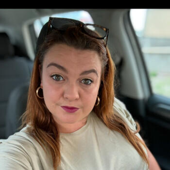 Nounou à Fors: Laurine