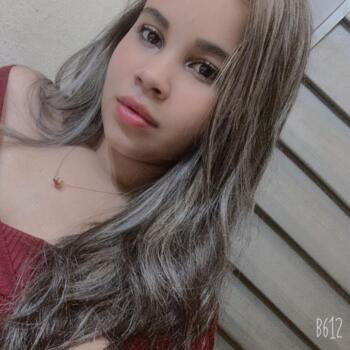Babá em Betim: Lara