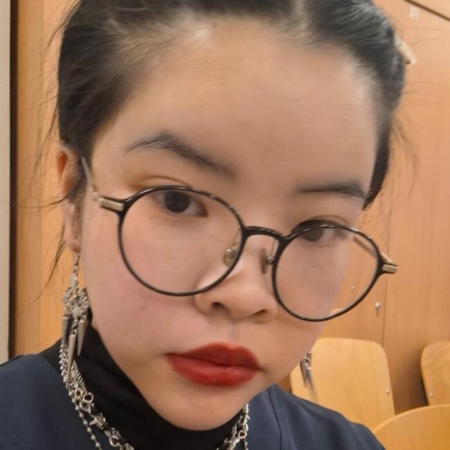 Babysitter in Wroclaw: Nawaporn (Amy)