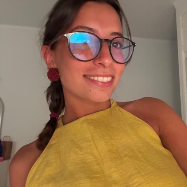 Babysitter in Almada: Raquel