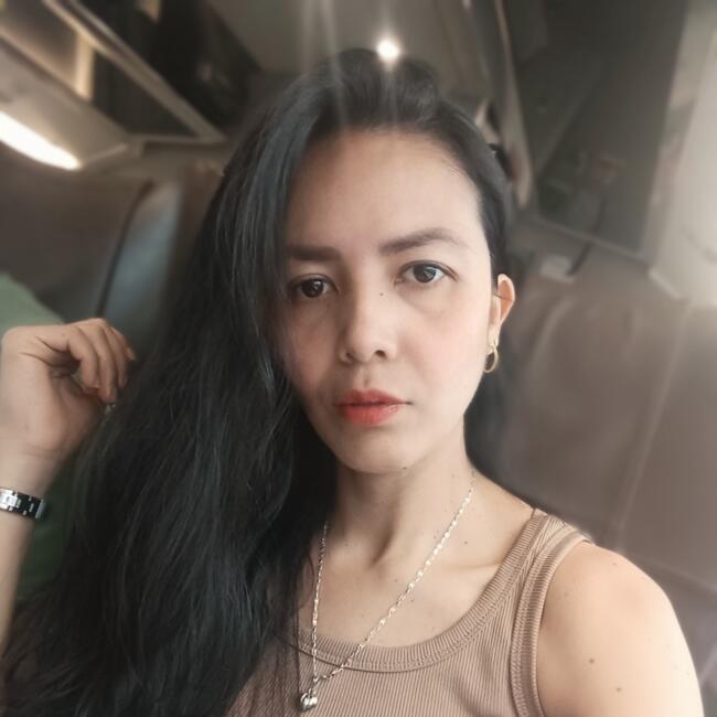 Babysitter in Mollet del Vallès: Jennifer