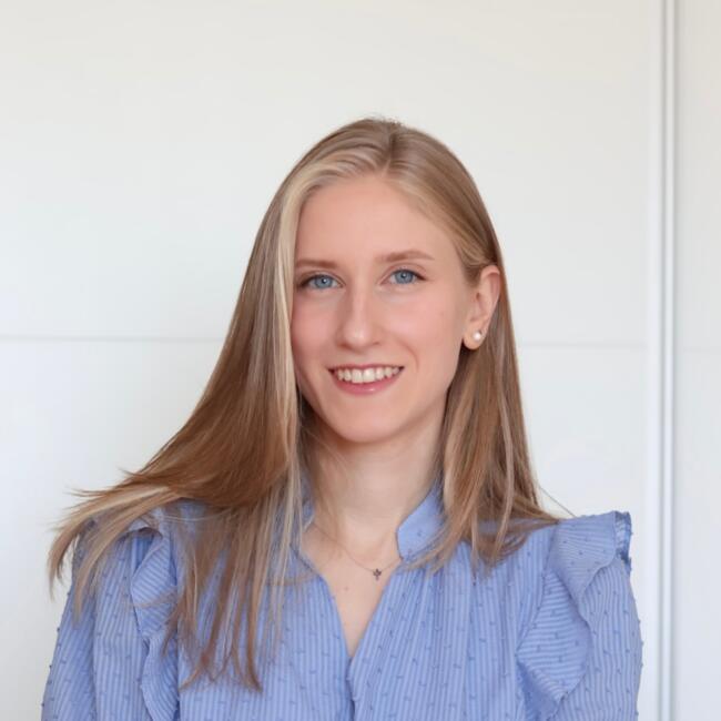 Babysitter in Tres Cantos: Silvia