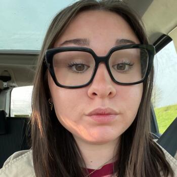 Babysitter in Nantes: Elisa