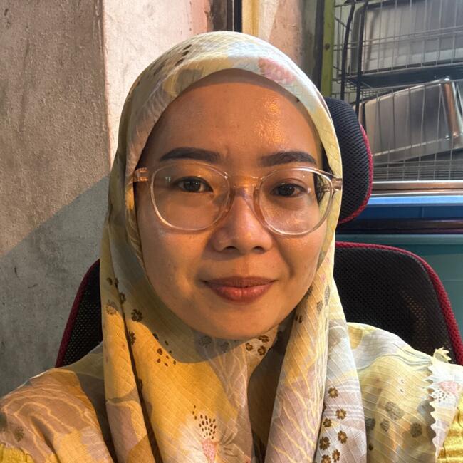 Babysitter in Dengkil: Cynthia