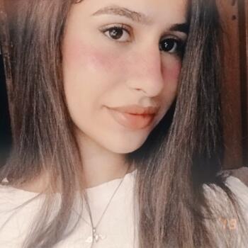 Babysitter in Temara: Rim