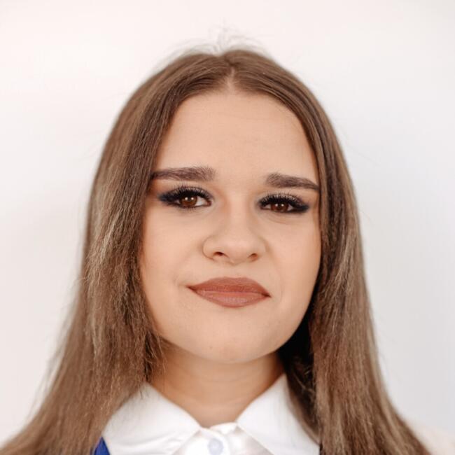 Babysitter in Bistriţa: Emiliana