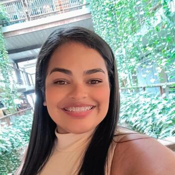 Babysitter in Santa Luzia: Iasmim