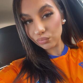 Babysitter in La Riche: Victoria