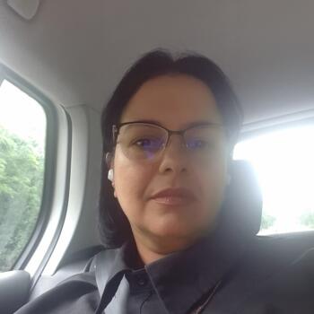 Childminder in Moissy-Cramayel: Jihane