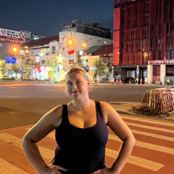 Babysitter in Dunedin: Ella