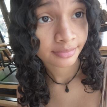 Niñera en Quebrada Seca: Leonor