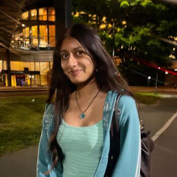 Babysitter Uxbridge: Zaibaa