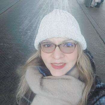 Babysitter Amsterdam: YANNINA