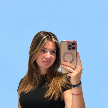 Baby-sitter à Saint-Affrique: Cassy