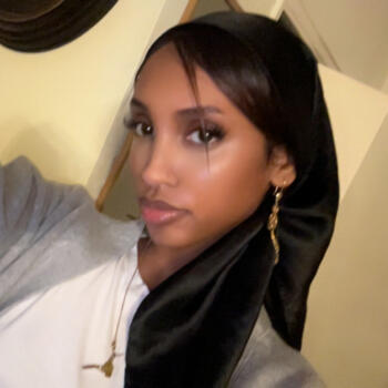 Baby-sitter in East York: Halima