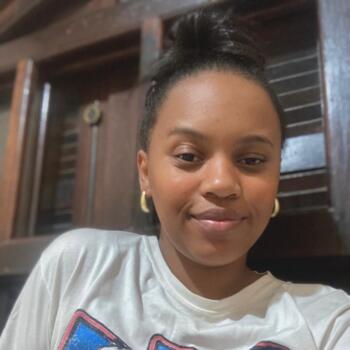 Babá Volta Redonda: Daiane