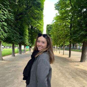 Babysitter in Mérignac: Eryne