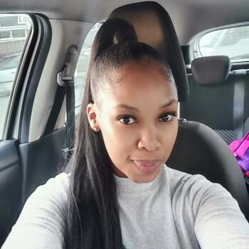 Childminder job in Uitenhage: babysitting job Tebogo