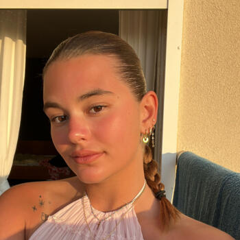 Babysitter in Toulouse: Elsa