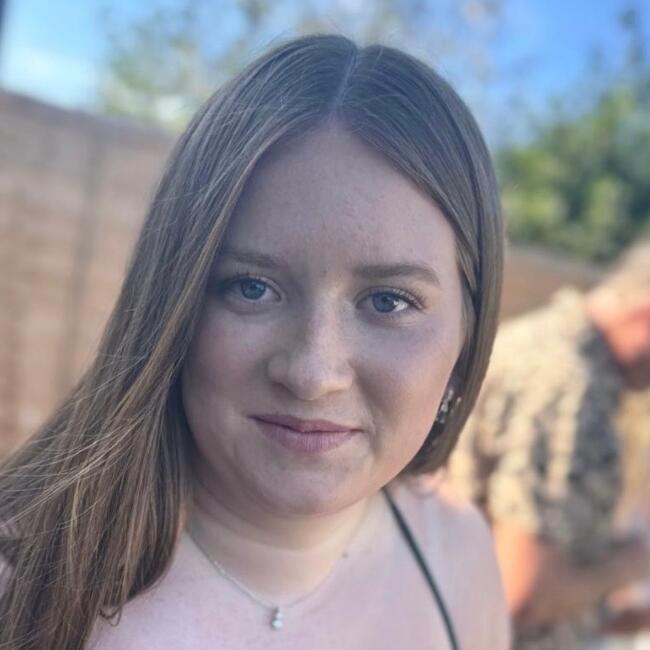 Babysitter in Littlehampton: Boe