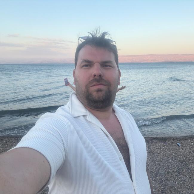 Babysitting job in Homestead (Pennsylvania): Aleksandr