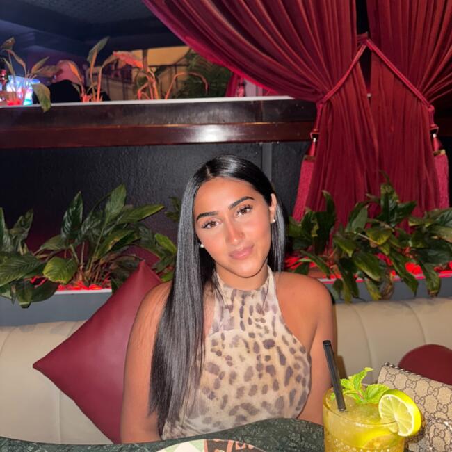 Babysitter in Neu-Isenburg: Dunya