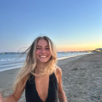 Babysitter στην περιοχή Ρεν: Alissa