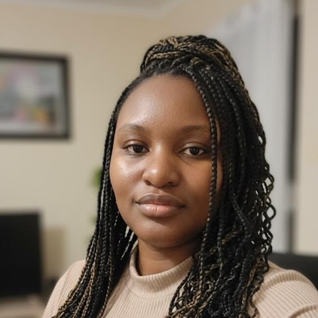 Babysitter in Santiago de Cali: Evonne Valentina