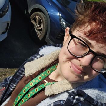 Babysitter in Swindon: Alystair-kaydin