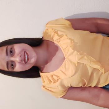 Babysitter in Grecia: Dayna
