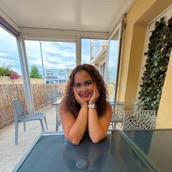 Babysitter Ozoir-la-Ferrière: Amanda