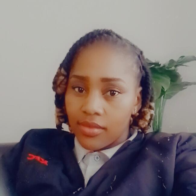Babysitter in Ratanda: Nomusa Gloria