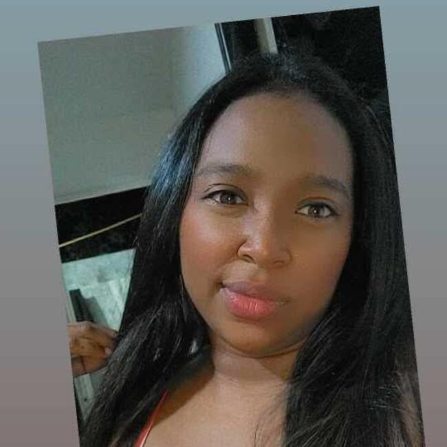 Babysitter in Soledad: Salma