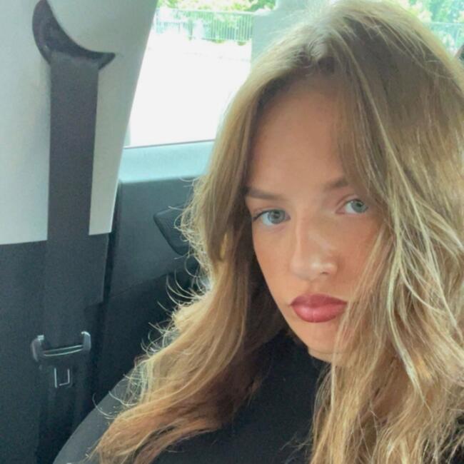 Babysitter in Lurgan: Jessica