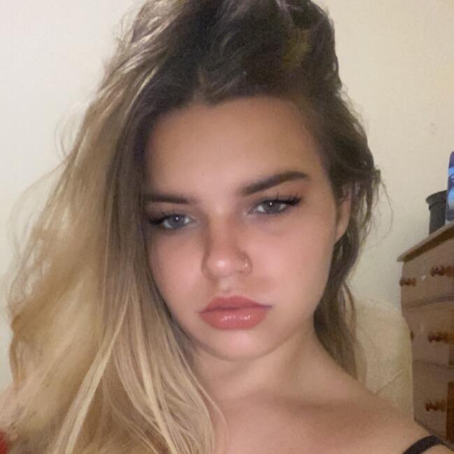 Babysitter em Viana do Castelo: RITA