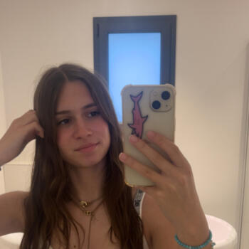 Babysitter in Combaillaux: Thylia