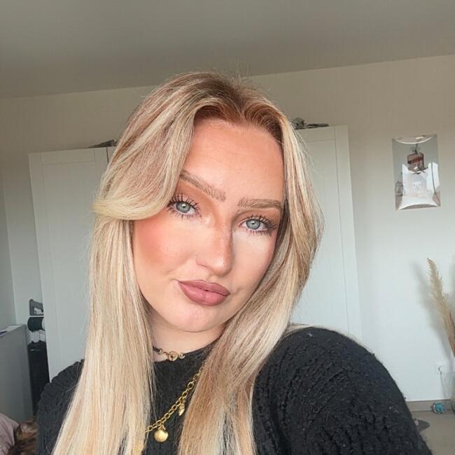 Babysitter in Saint-Pierre-de-Chandieu: Manon