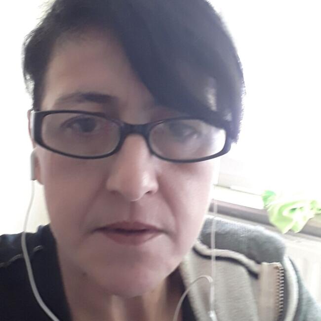 Babysitter in Arlon: YAMINA