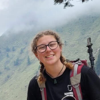 Babysitter in Hobart: Chloe