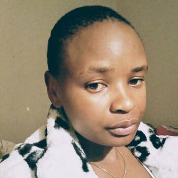 Babysitter Kempton Park: Charleen