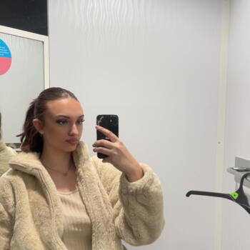 Canguro en Gandía: Maeva