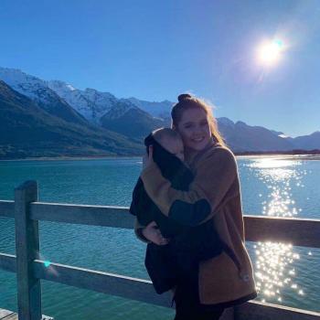 Babysitter Queenstown: Shadea